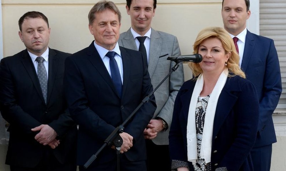 Kolinda Grabar Kitarović, Božidar Kalmeta