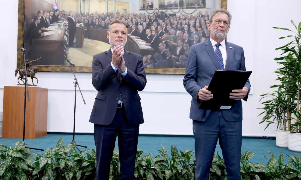 Gordan Jandroković i Radovan Fuchs na dodjeli državnih nagrada za znanost