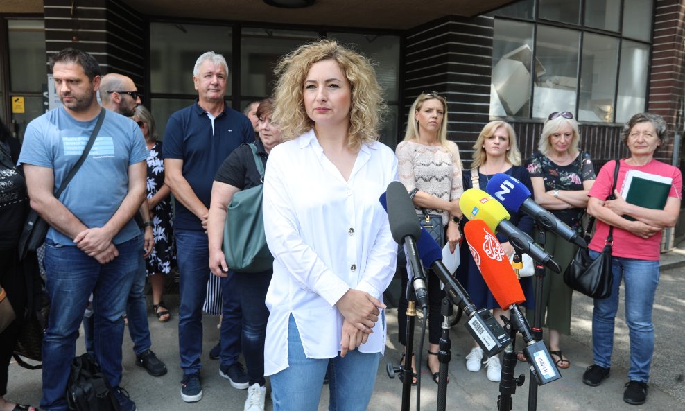 Sindikat državnih i lokalnih službenika i namještenika