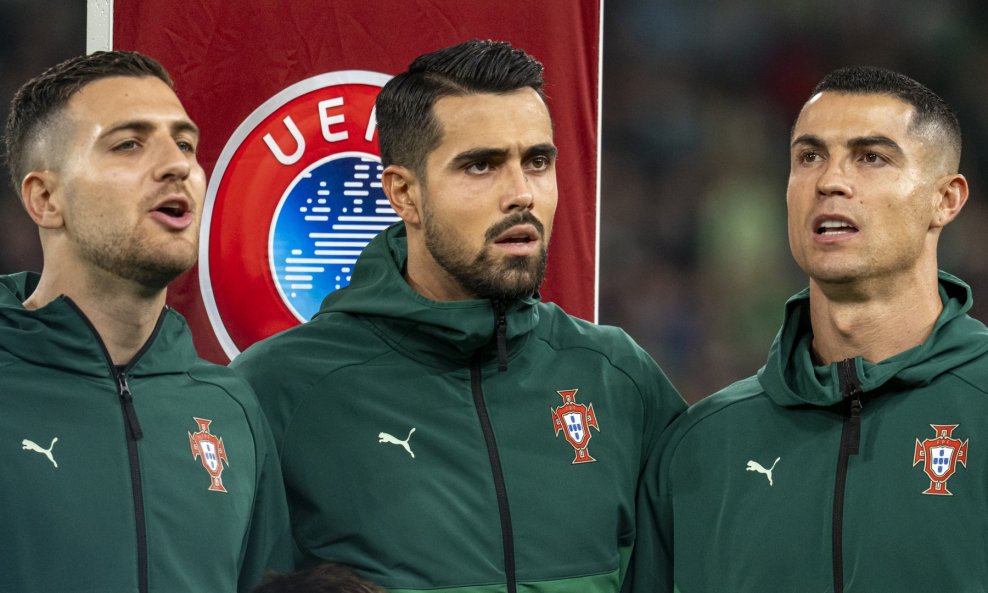 Dolot, Costa i Ronaldo