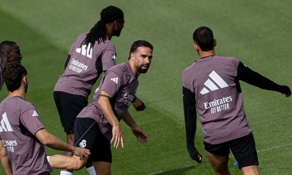 Dani Carvajal (u sredini)