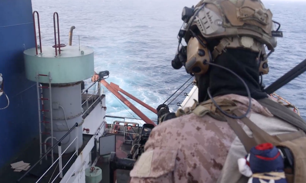 Upad američkih vojnika na iranski tanker