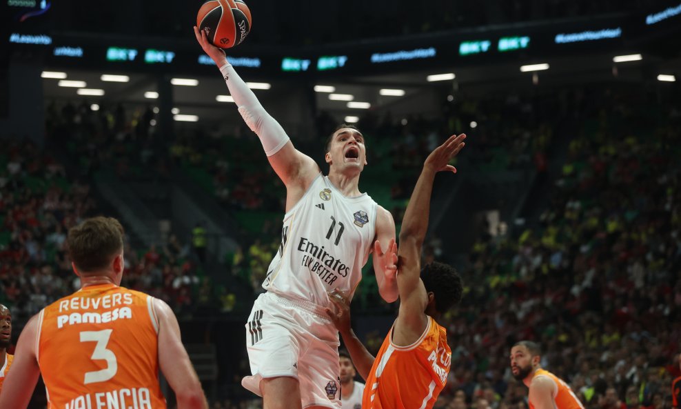 Mario Hezonja