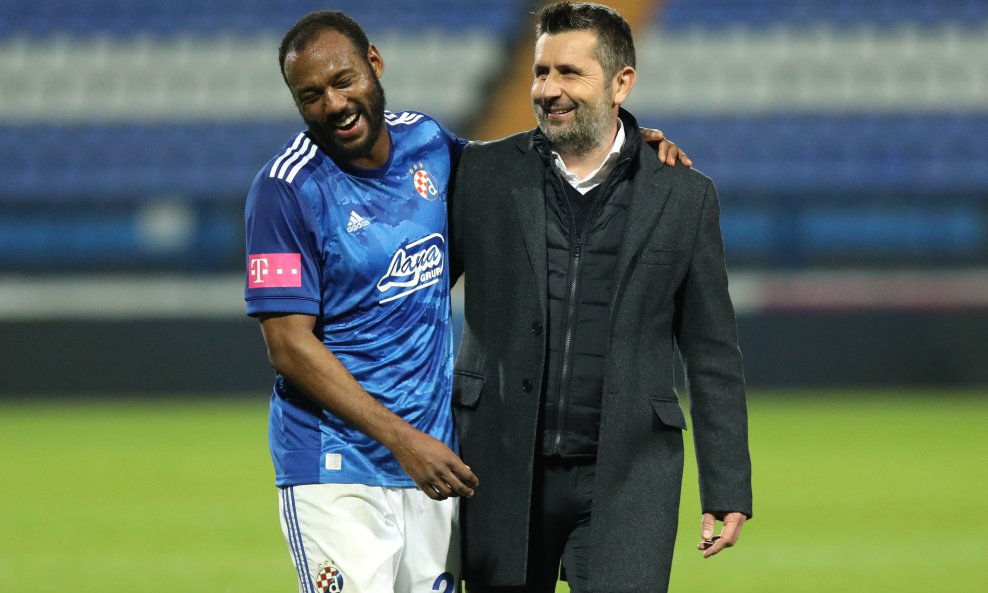 Theophile i Bjelica