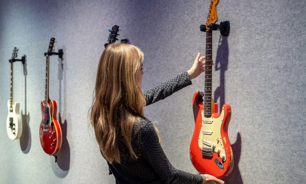 Fender Stratocaster