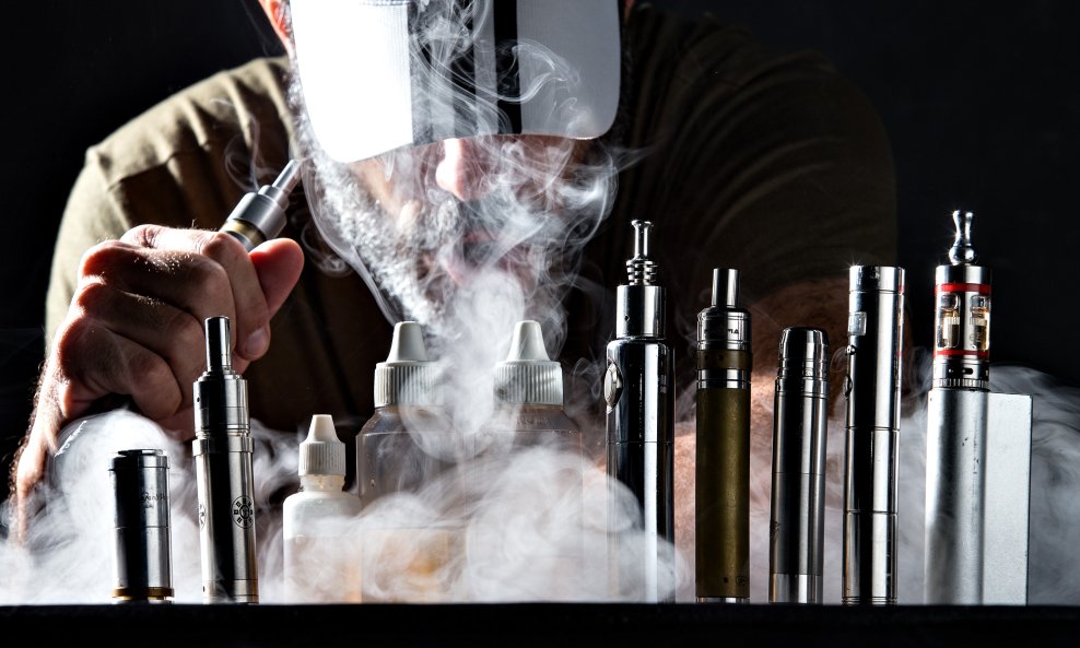 E-cigarete, ilustracija