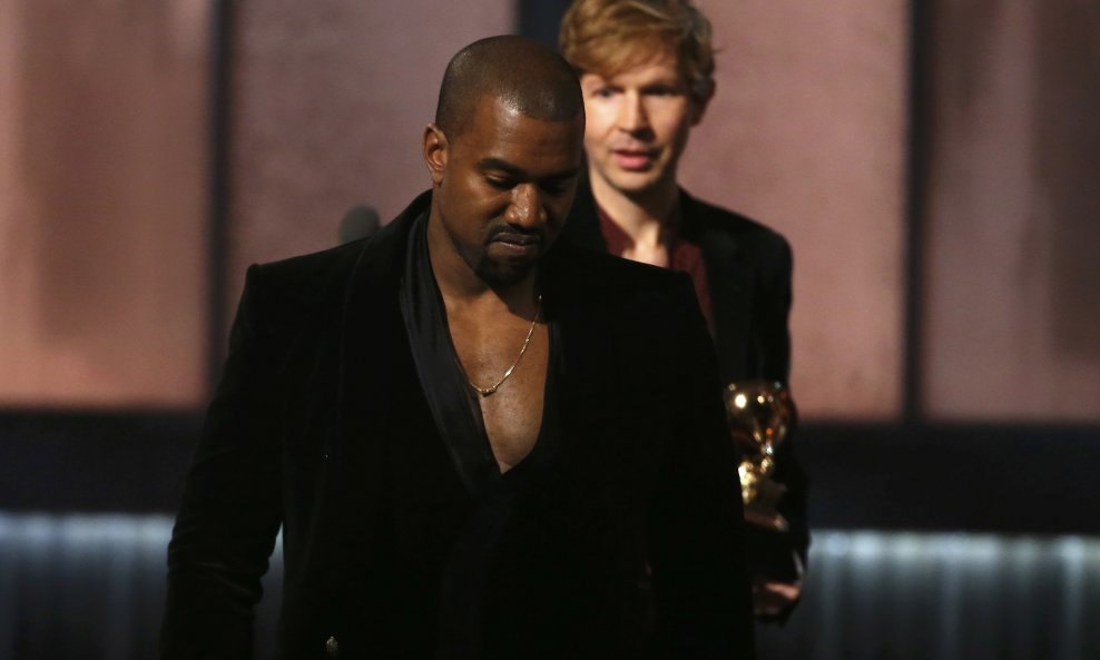 Kanye West (nije nagrađen) i Beck (nagrađen) na dodjeli Grammya