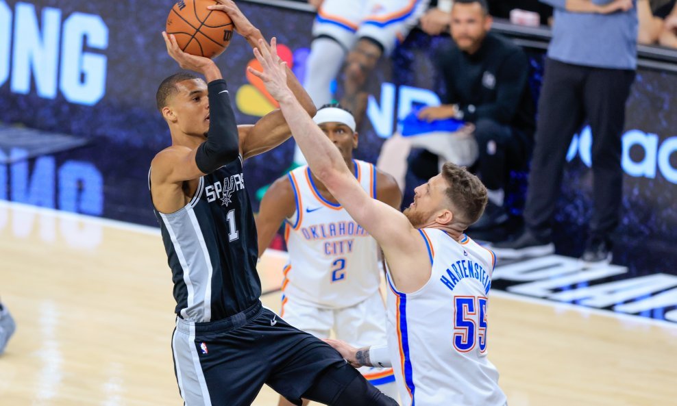 San Antonio Spurs - Oklahoma City Thunder