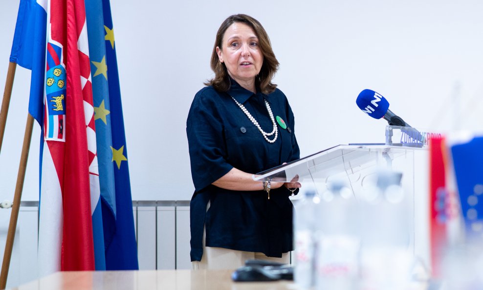 Irena Hrstić