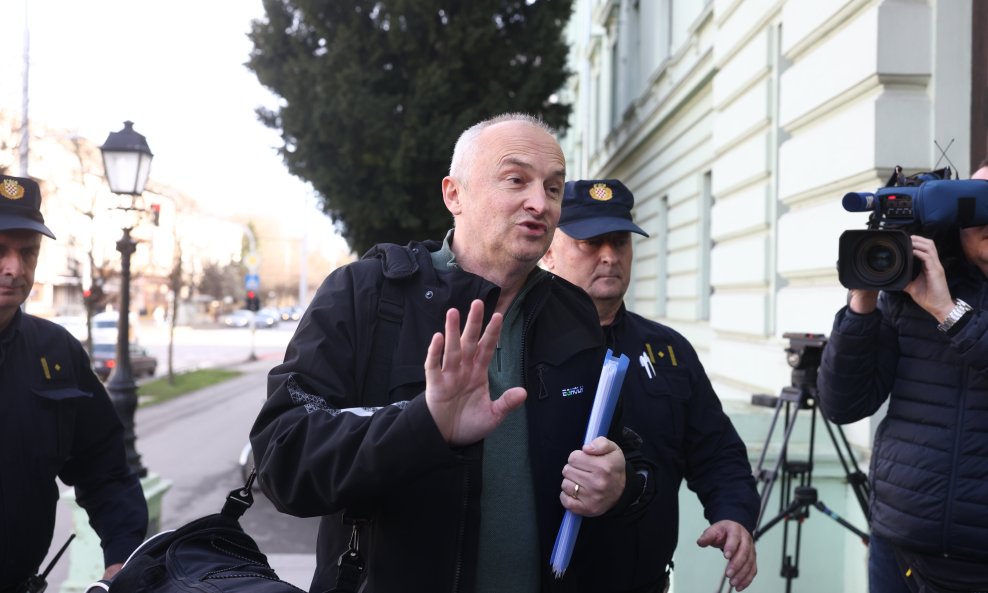 Vinko Grgić, novi stari gradonačelnik Nove Gradiške, mogao bi u istražni zatvor prije povlačenja bilo kojeg poteza