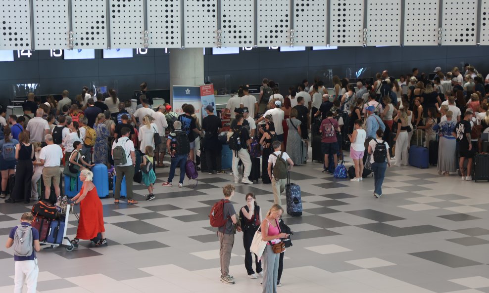 Zračna luka Split