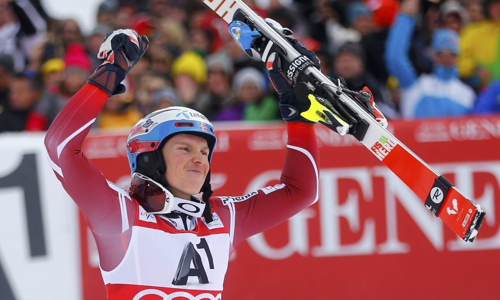 Henrik Kristoffersen skijanje