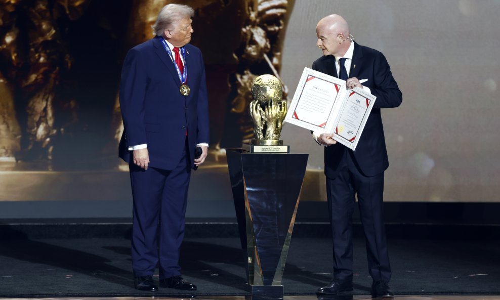 Donald Trump i Gianni Infantino