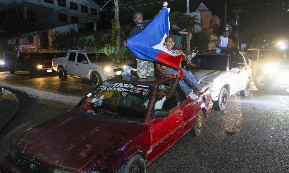 Haiti, navijači