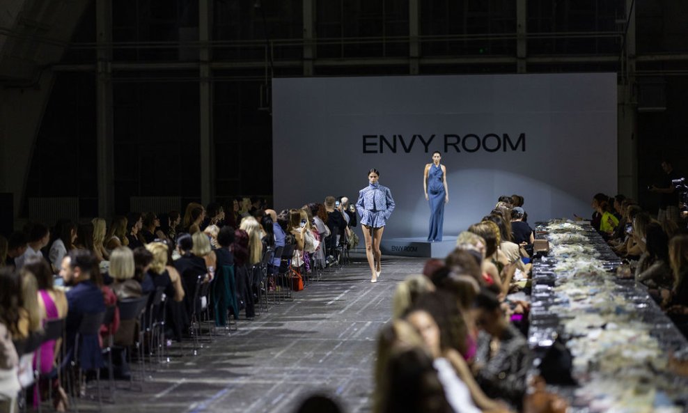 Modna revija eNVy rooma