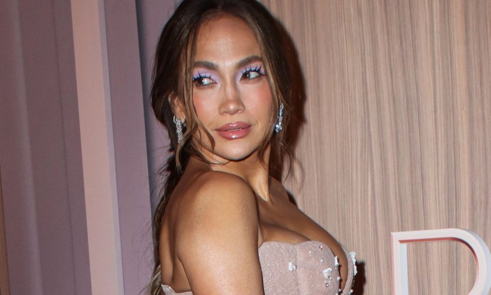 Jennifer Lopez