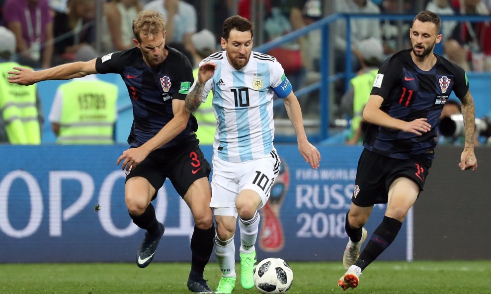 Strinić i Messi