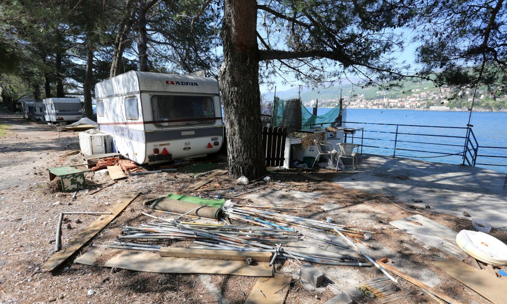 Bivši kamp Preluk