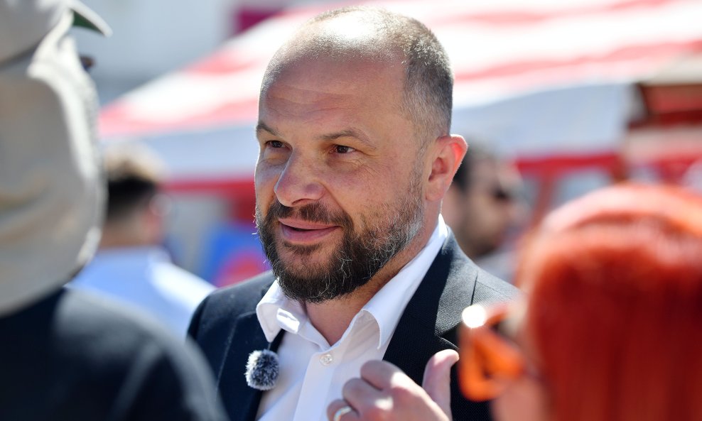 Siniša Hajdaš Dončić