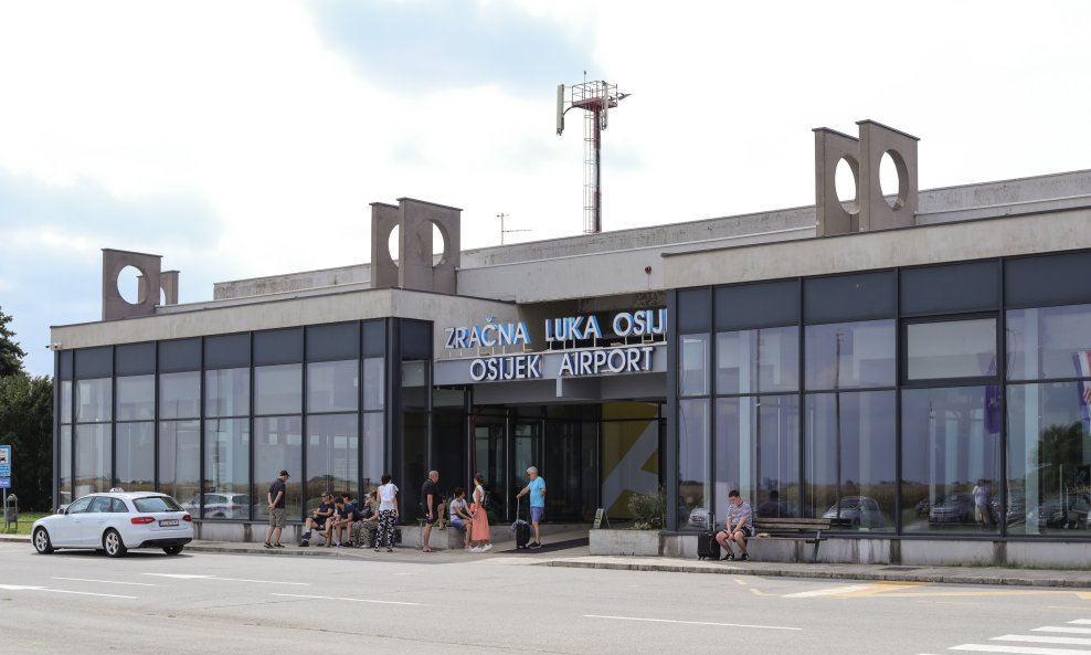 Zračna luka Osijek