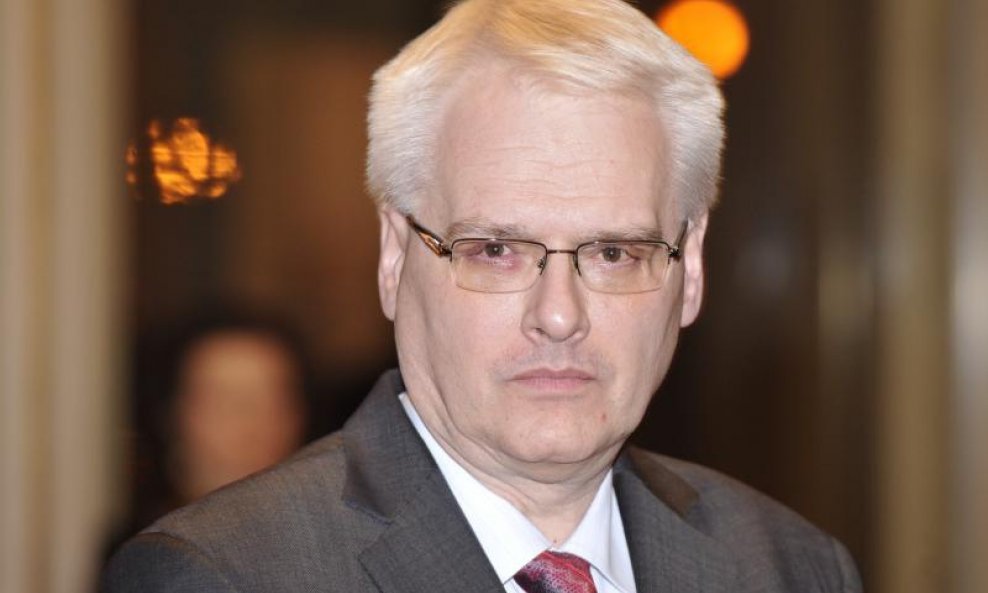 Ivo Josipović oko