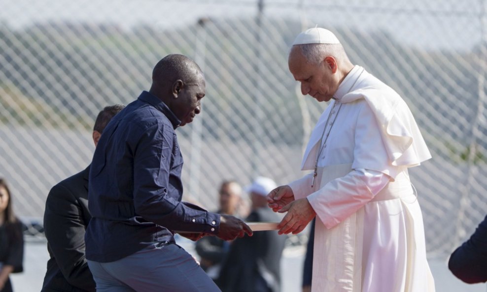 Papa Lav XIV. s migrantima
