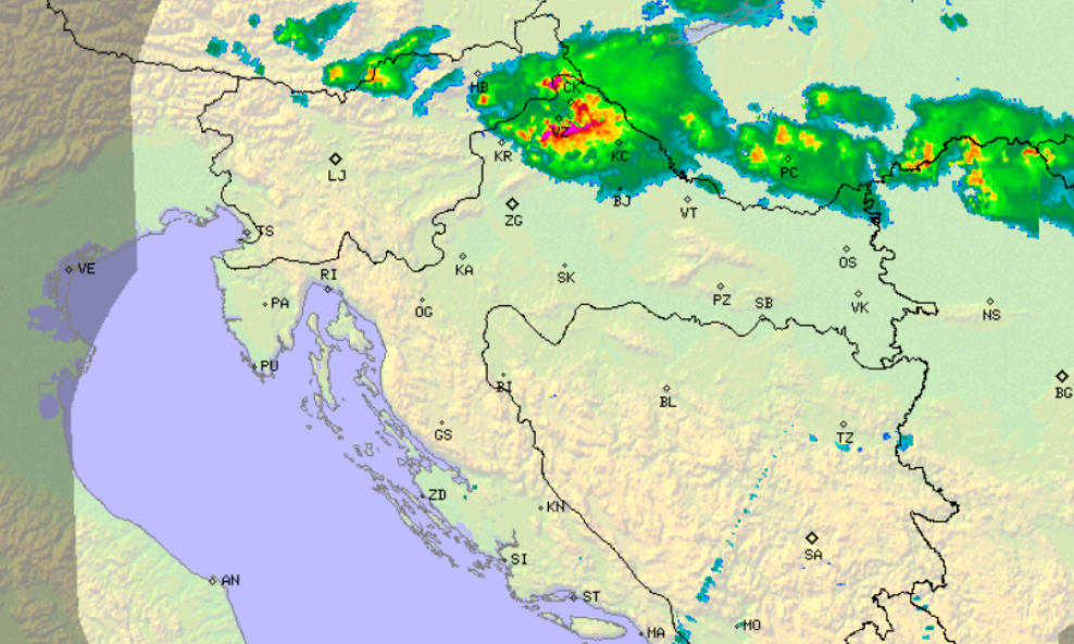 Radarska slika DHMZ-a prikazuje približavanje nevremena