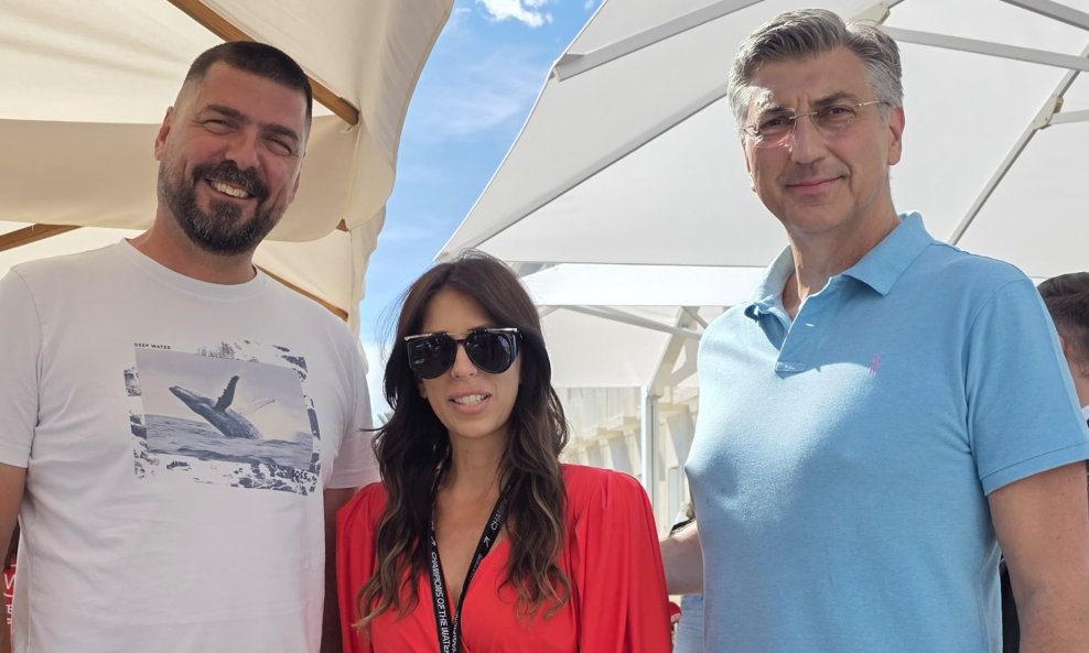 Božidar Blaslov, Kristina Burja, Andrej Plenković