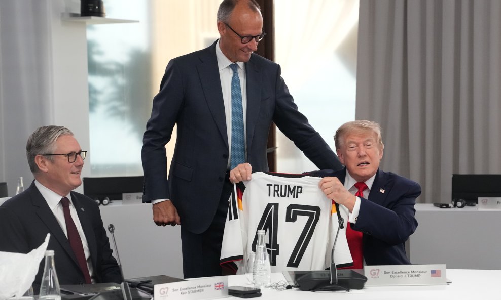 Donald Trump s personaliziranim njemačkim dresom