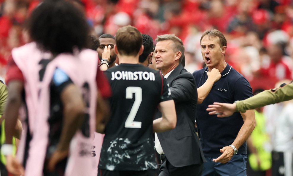 Julen Lopetegui u sukobu s Kanađanima