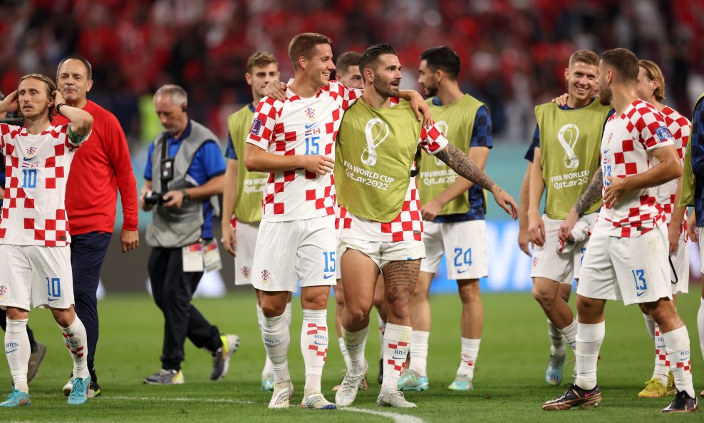 Slavlje hrvatskih igrača nakon pobjede nad Kanadom