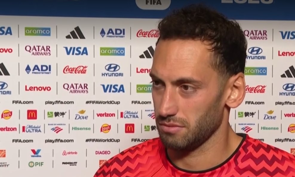 Hakan Calhanoglu