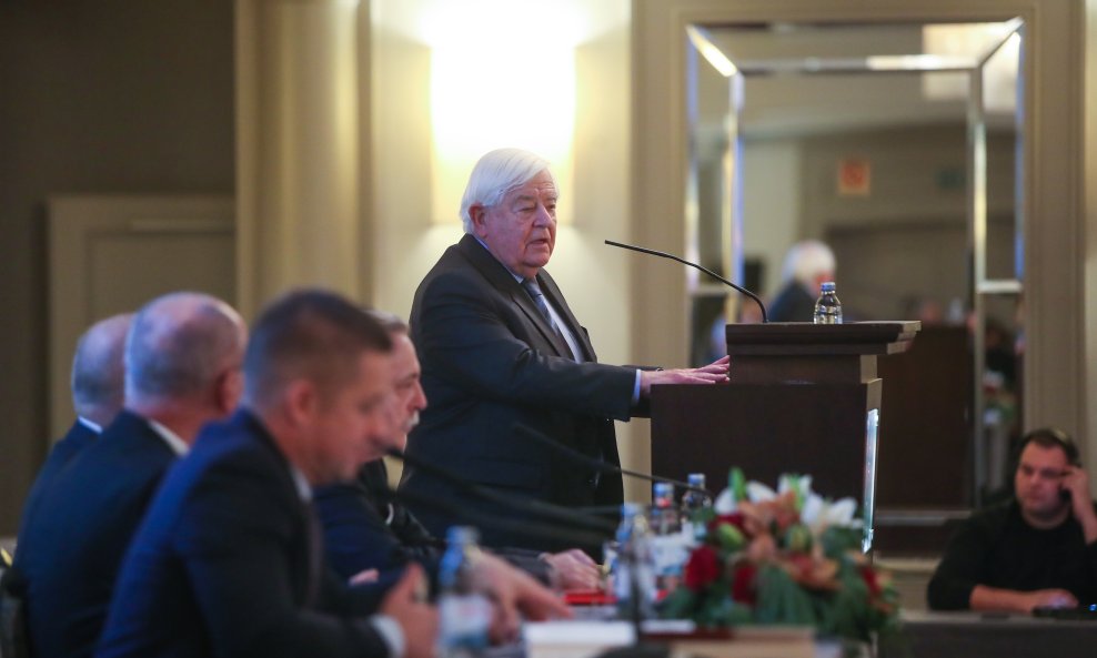 Milan Kučan