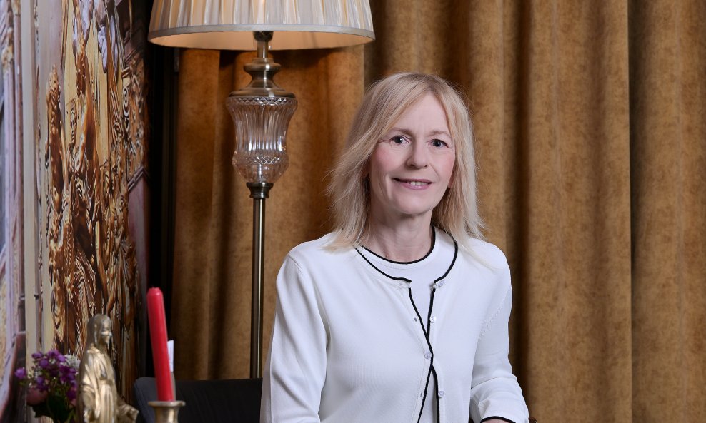 Ana Ugarković