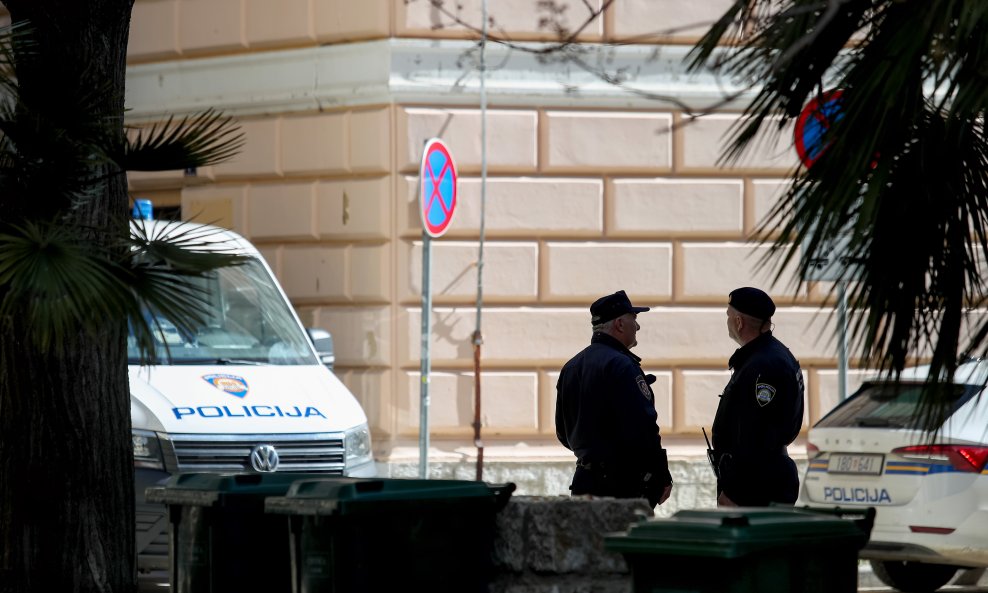 Zadarska policija, ilustracija