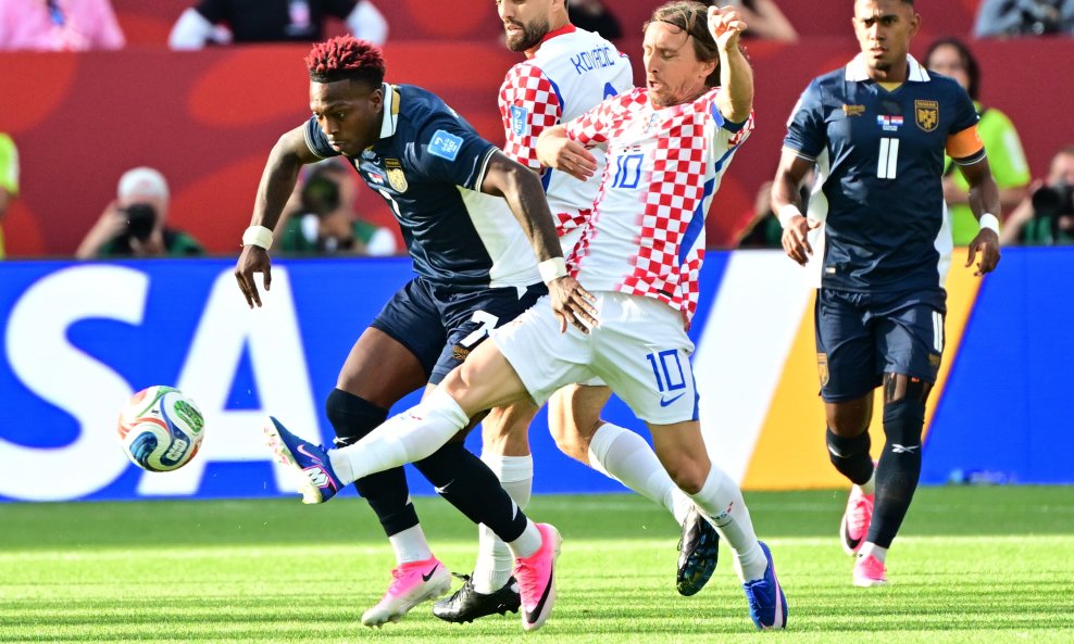 Luka Modrić protiv Paname
