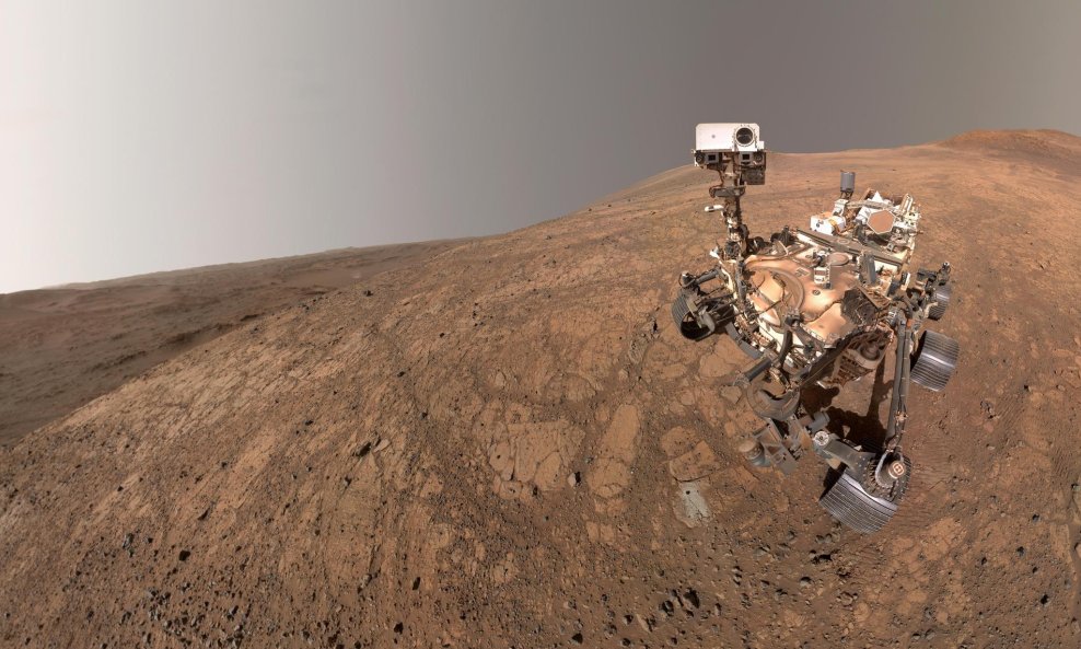 Rover Perseverance na Marsu