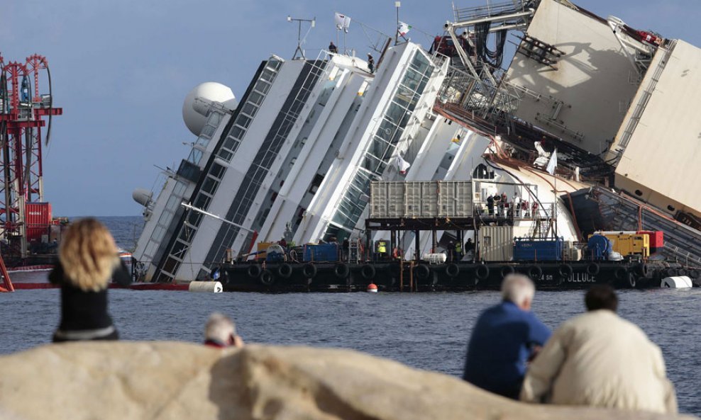 Costa Concordia izvlačenje