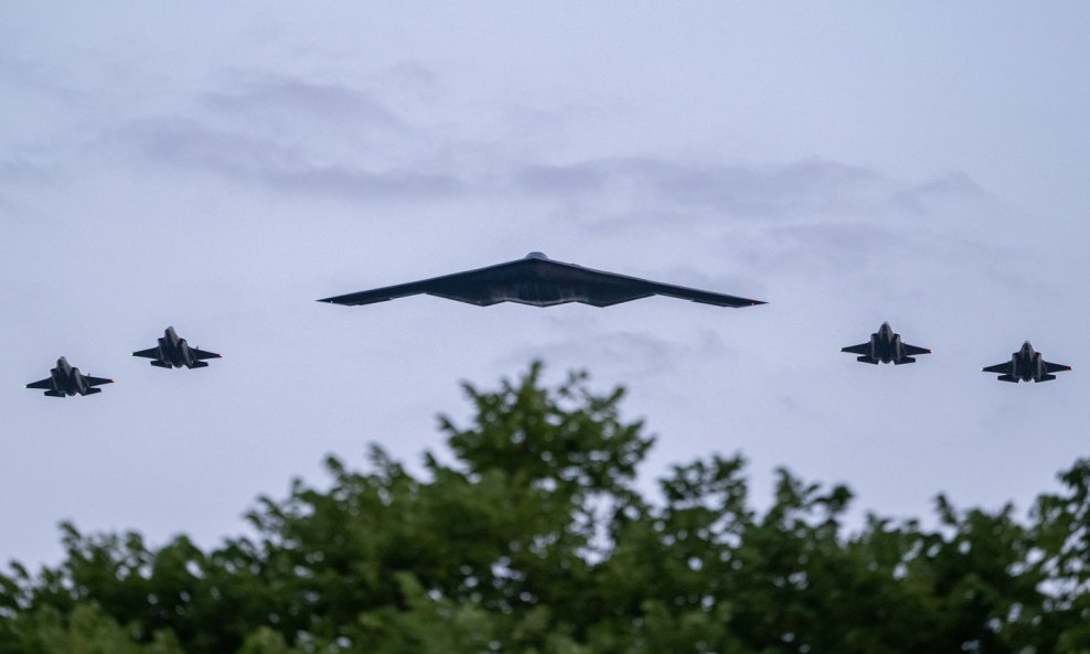 B-2 Spirit Stealth