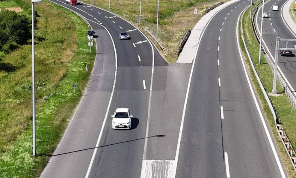 Policija dronom snimala stanje u prometu