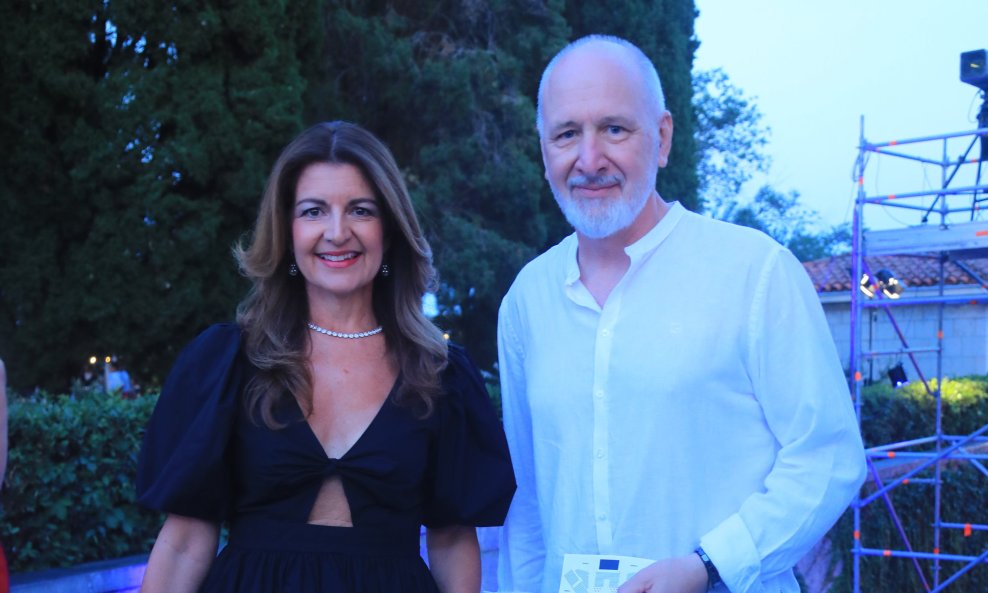 Daniela Marasović Krstulović  i Andro Krstulović Opara