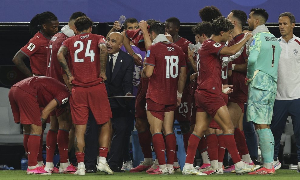 Roberto Martinez drži govor portugalskim reprezentativcima