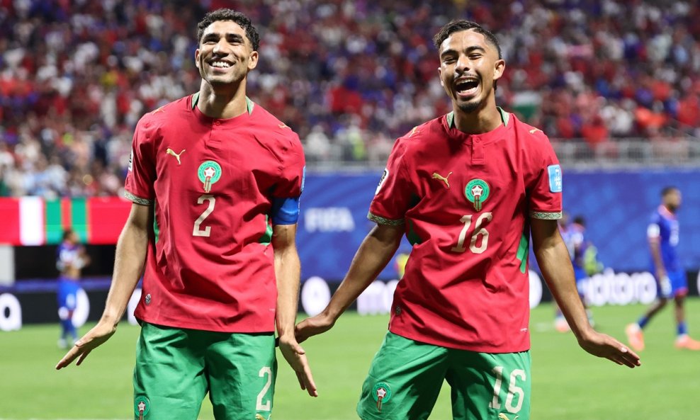Achraf Hakimi (lijevo)