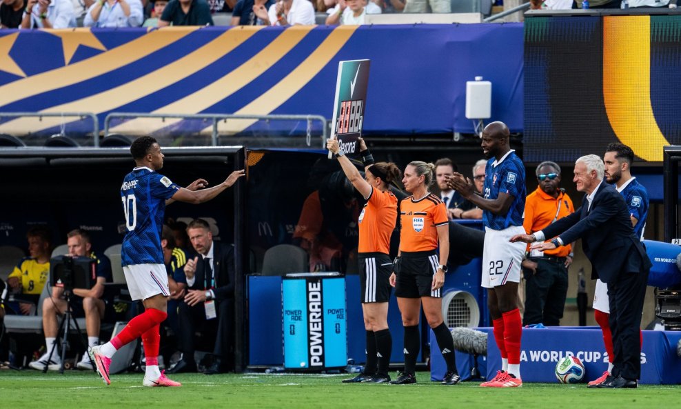 Mbappe i Deschamps