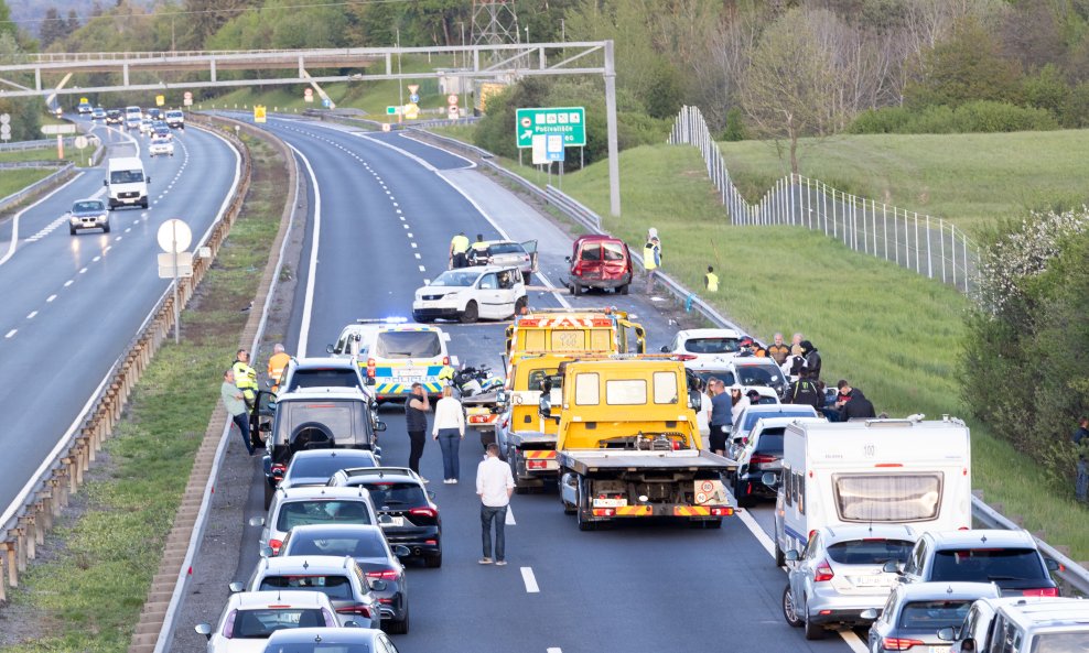Hitni koridor na autocesti