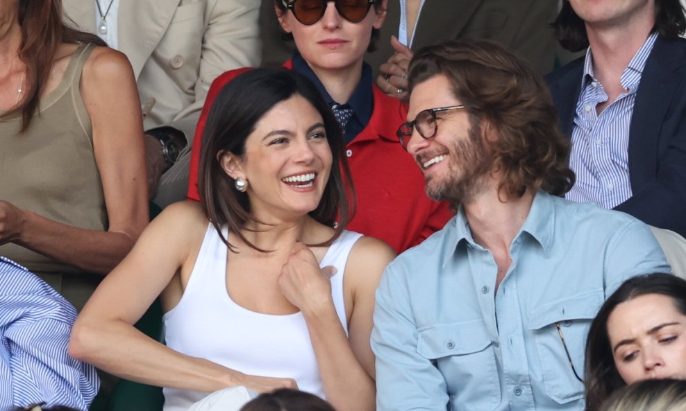Andrew Garfield i Monica Barbaro