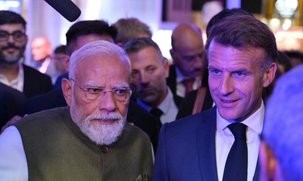 Narendra Modi i Emmanuel Macron