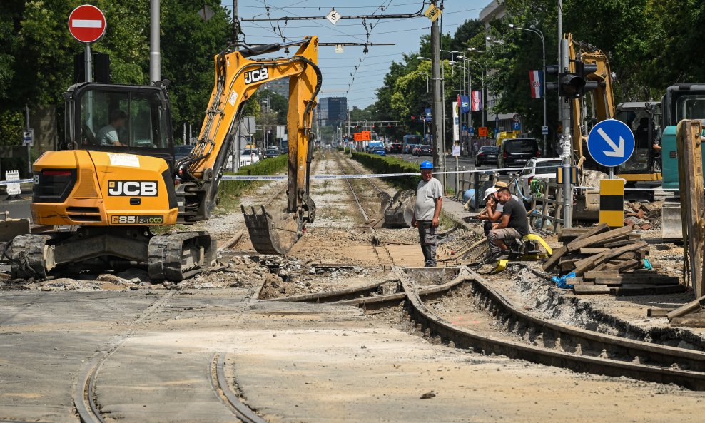 Državni inspektorat zatvorio gradilište na križanju Savske i Vukovarske