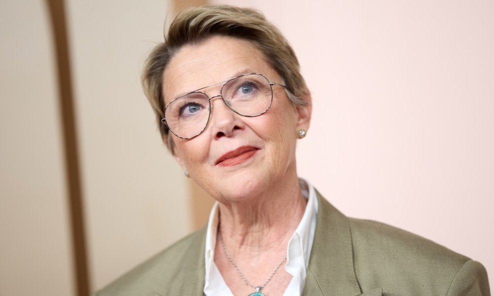 Annette Bening