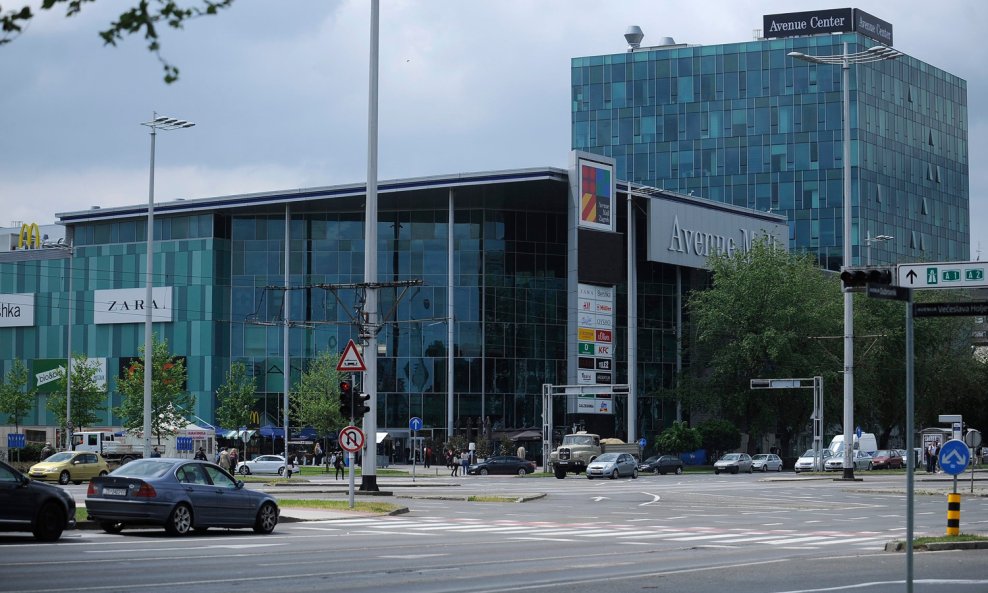 Trgovački centar Avenue Mall
